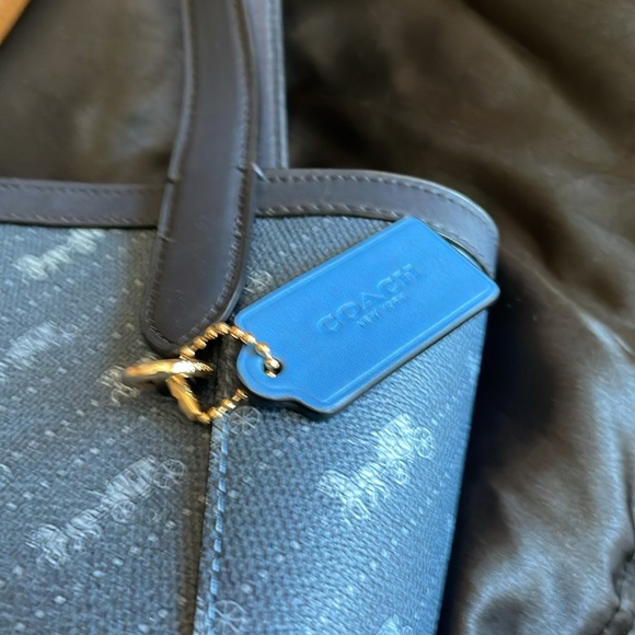 Coach Horse and Carriage Tote w/ Dust Bag - Picture 12 of 13